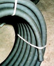 Click to enlarge - Fuel oil hose suitable for mounting on reels. This hose is normally used on tankers for the supply of heating oil but is also used a fuel delivery hose where aromatic content does not exceed 50%.

Very pliable and hard wearing.